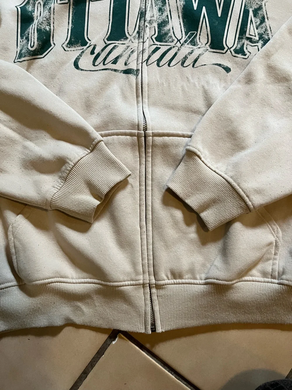 Divided Cream Full-Zip Hoodie with Green 